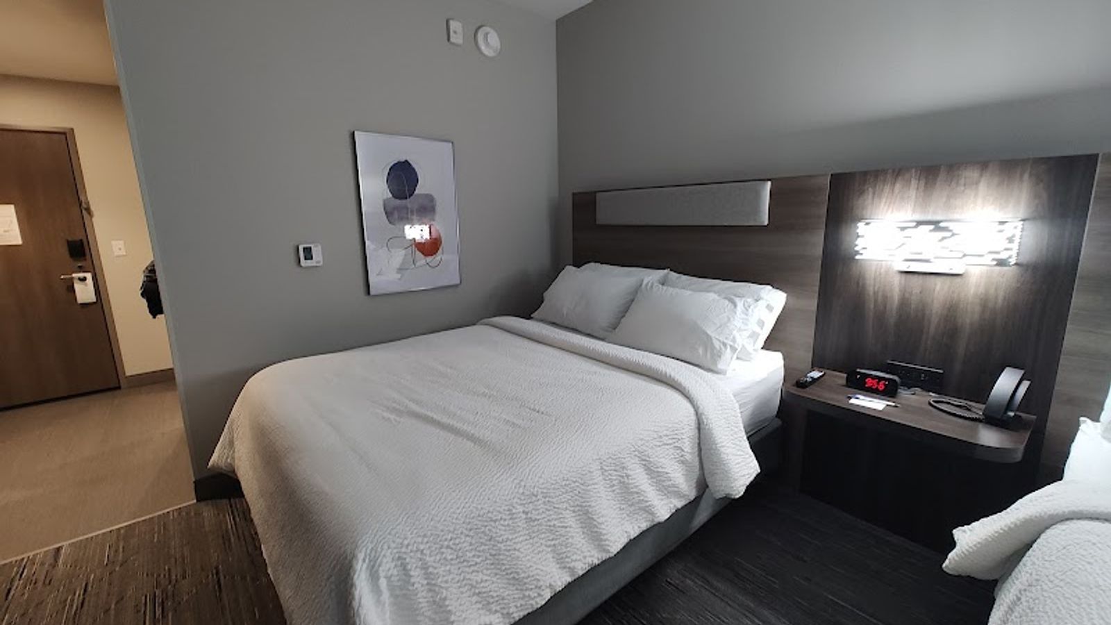 Photo of Holiday Inn Express & Suites Meridian - Boise West