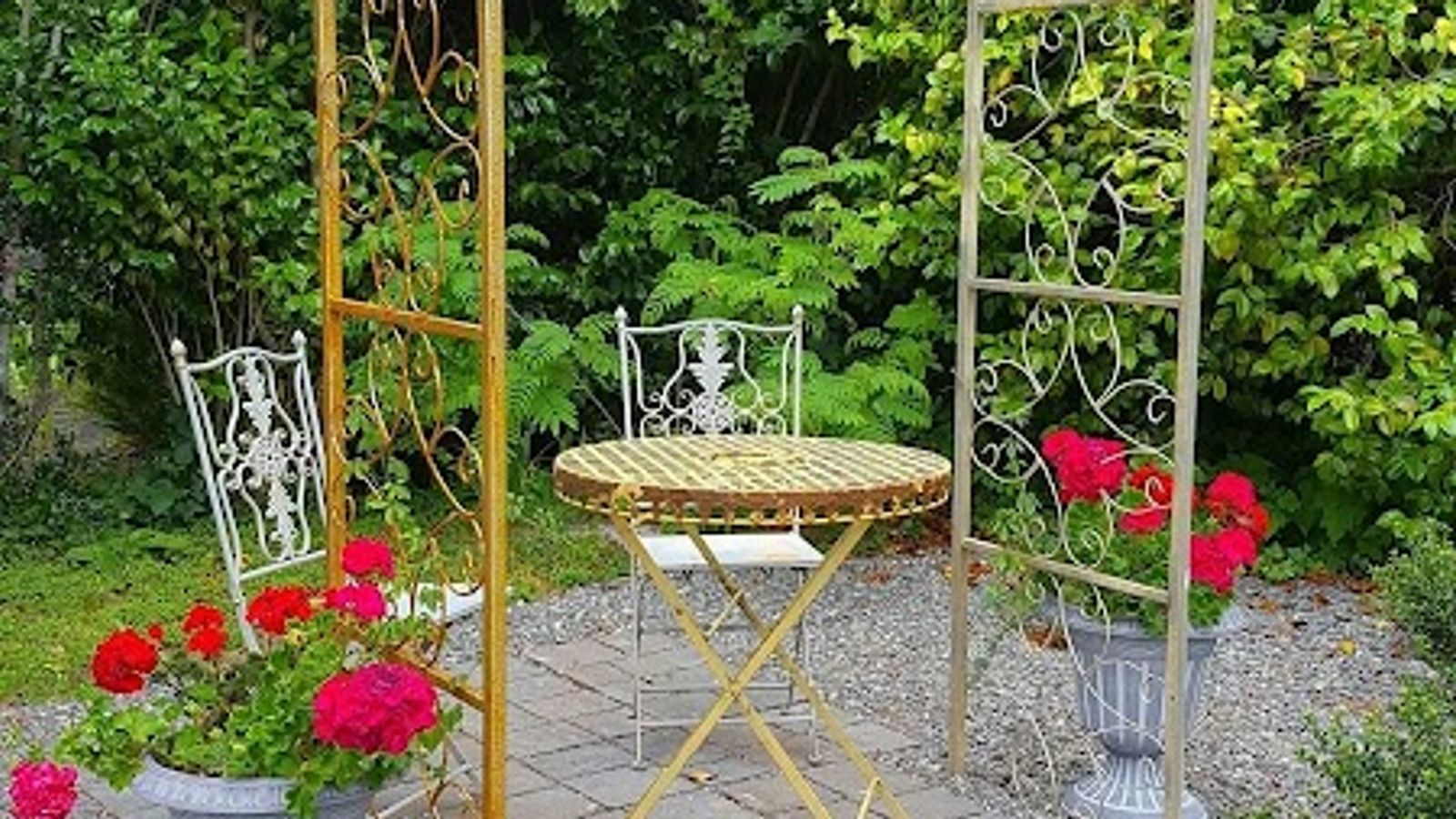 Photo of Endicott Gardens Bed & Breakfast and Spa