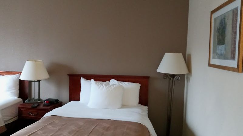 Photo of Quality Inn Fresno Yosemite Airport