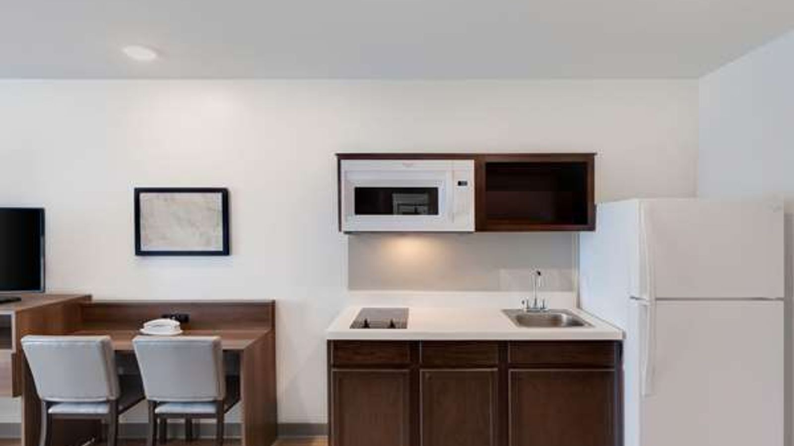 Photo of WoodSpring Suites Bakersfield East