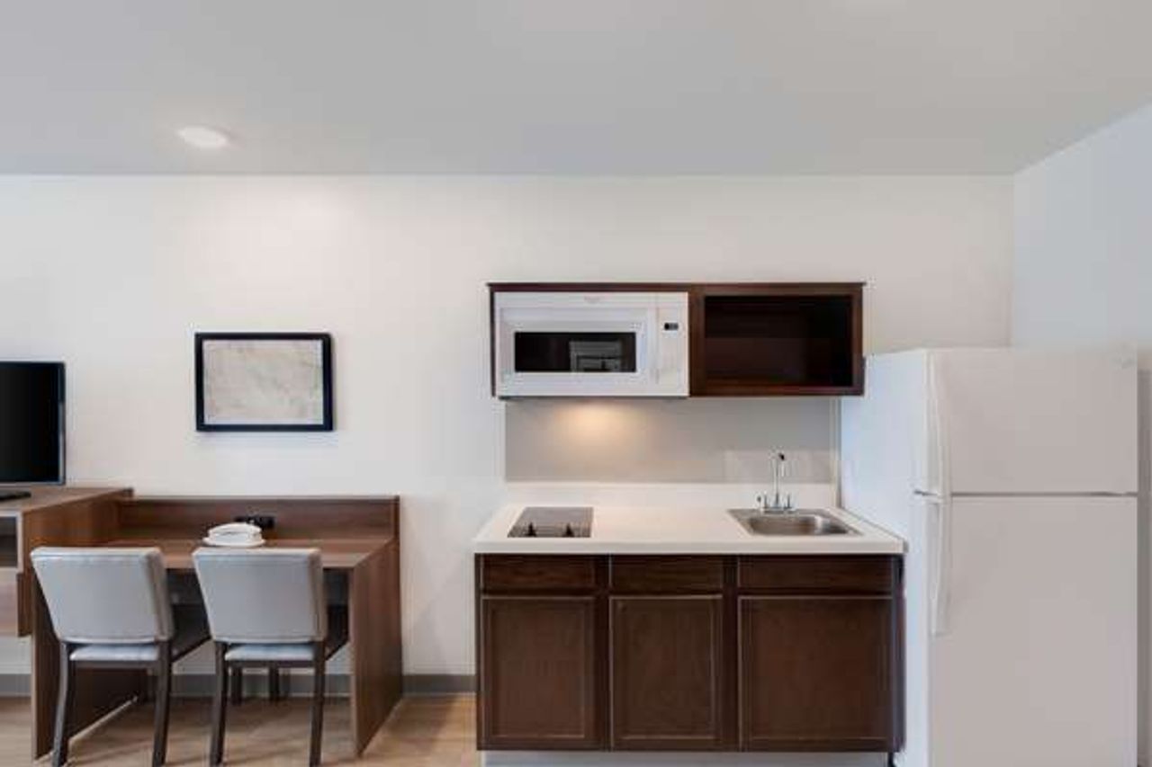 Photo of WoodSpring Suites Bakersfield East