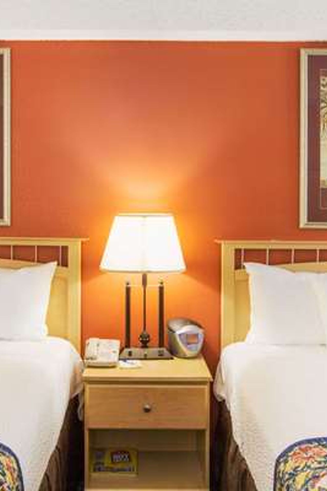 Photo of Days Inn by Wyndham Fremont