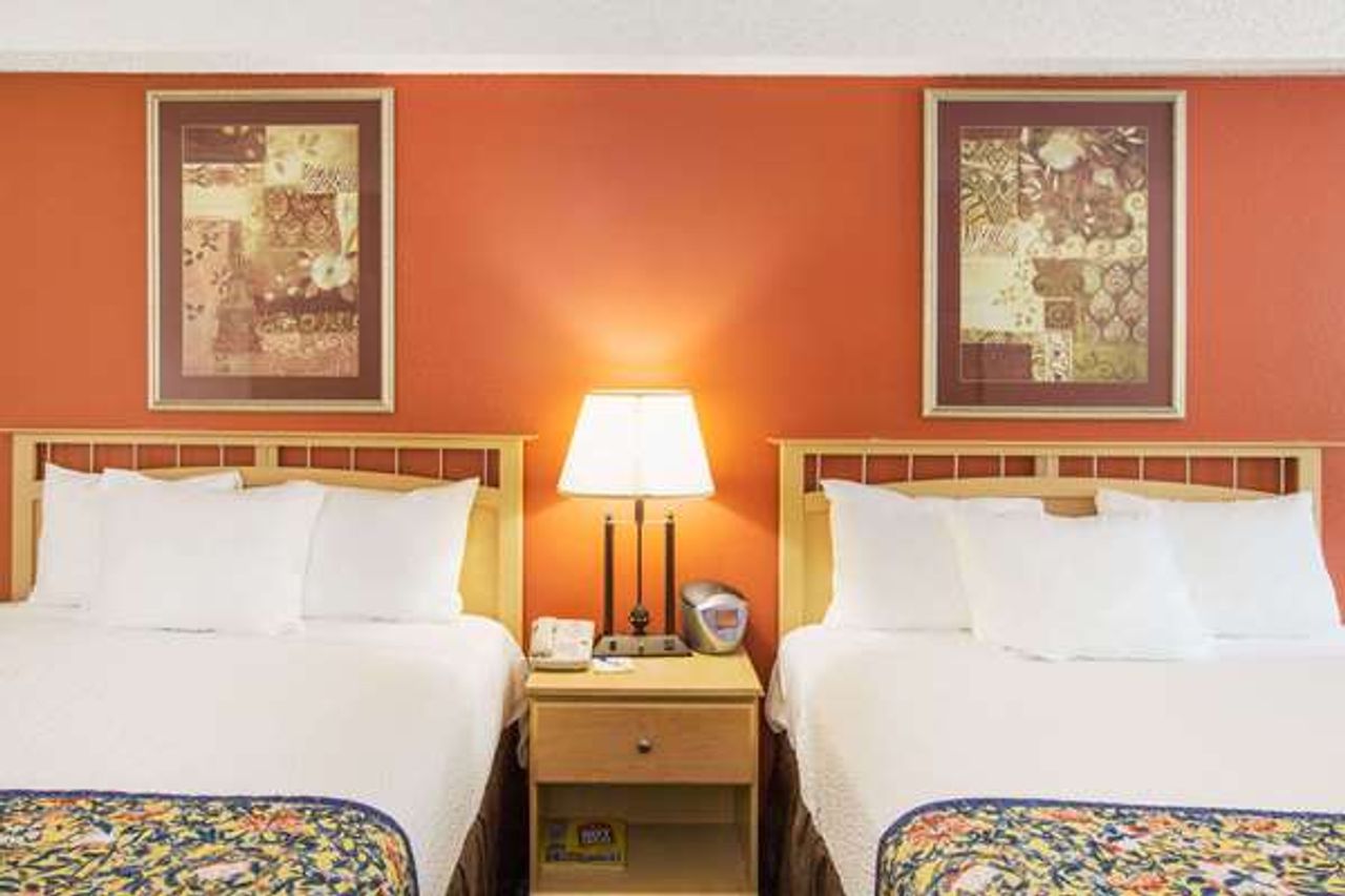 Photo of Days Inn by Wyndham Fremont