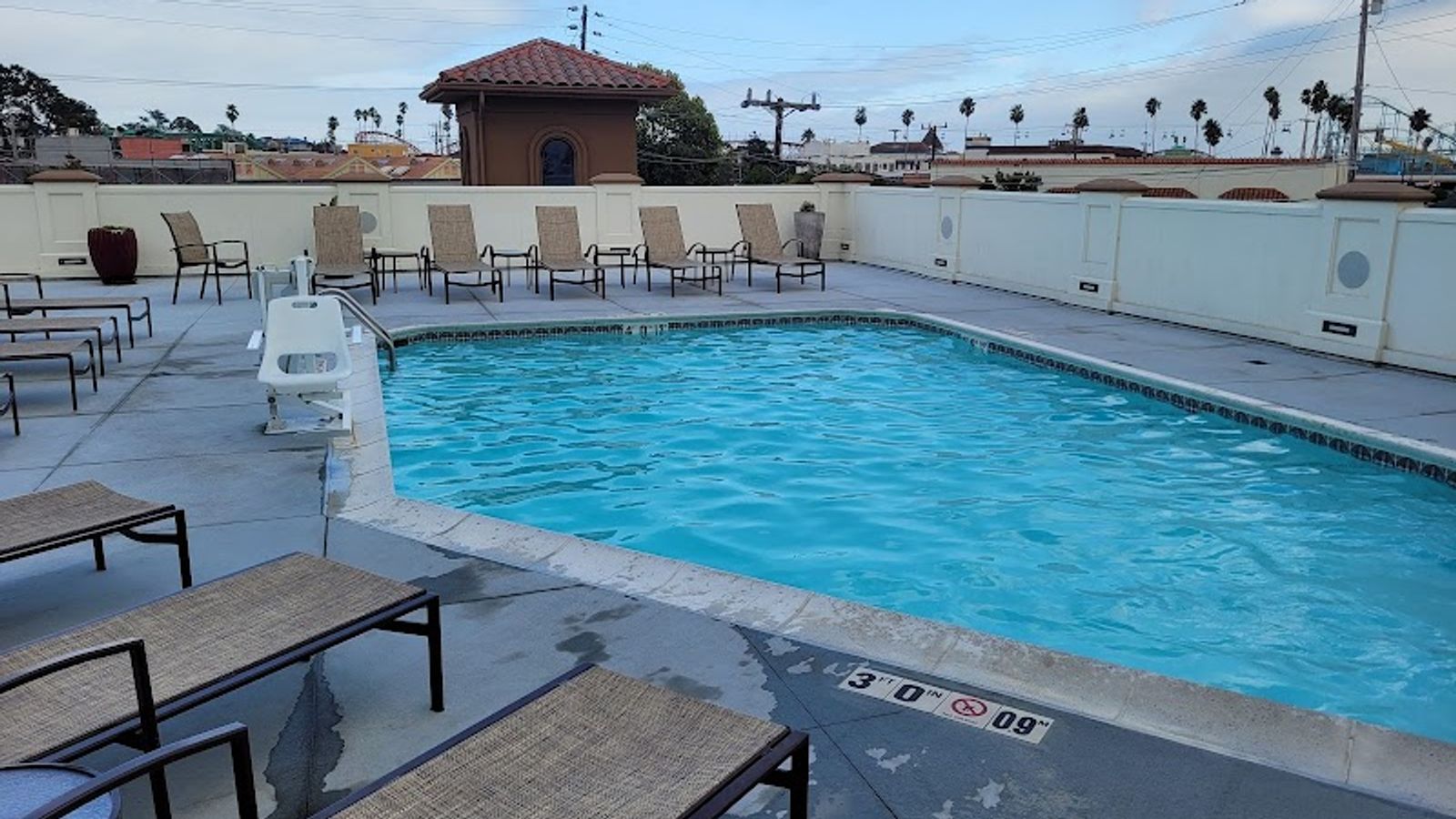 Photo of Courtyard Santa Cruz