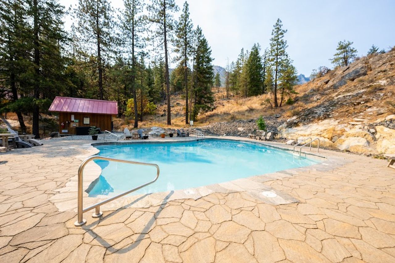 Photo of Sleeping Lady Mountain Resort & Spa - Seasonal outdoor pool, Hot tub