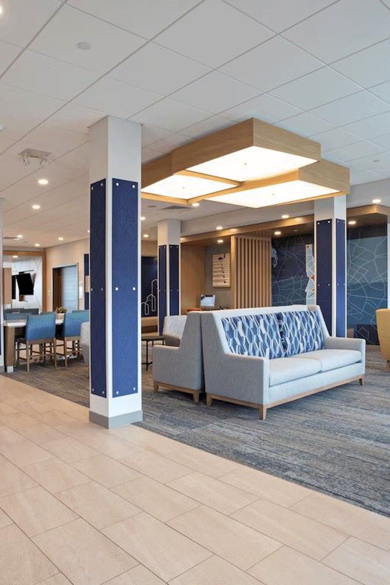 Holiday Inn Express & Suites Burley, an IHG Hotel - Lobby