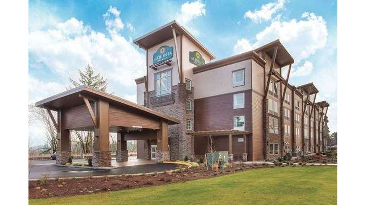 Photo of La Quinta Inn & Suites by Wyndham Tumwater - Olympia