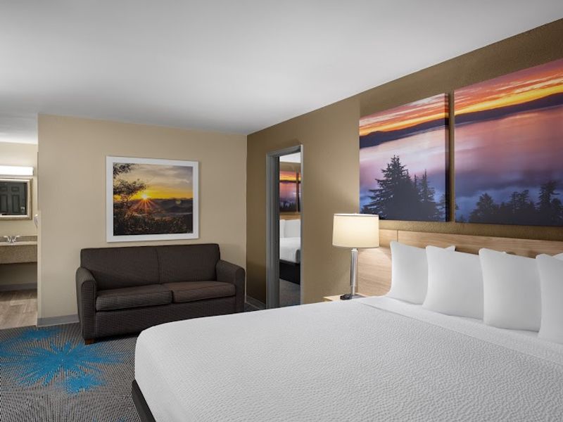 Photo of Days Inn by Wyndham Klamath Falls