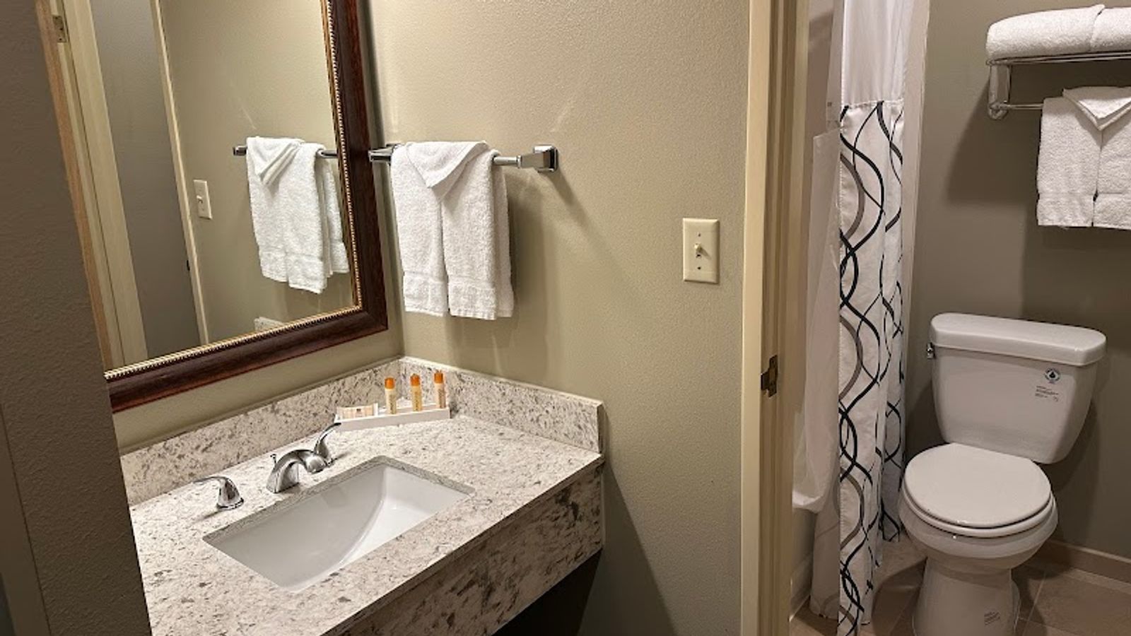 Photo of Redmond Inn