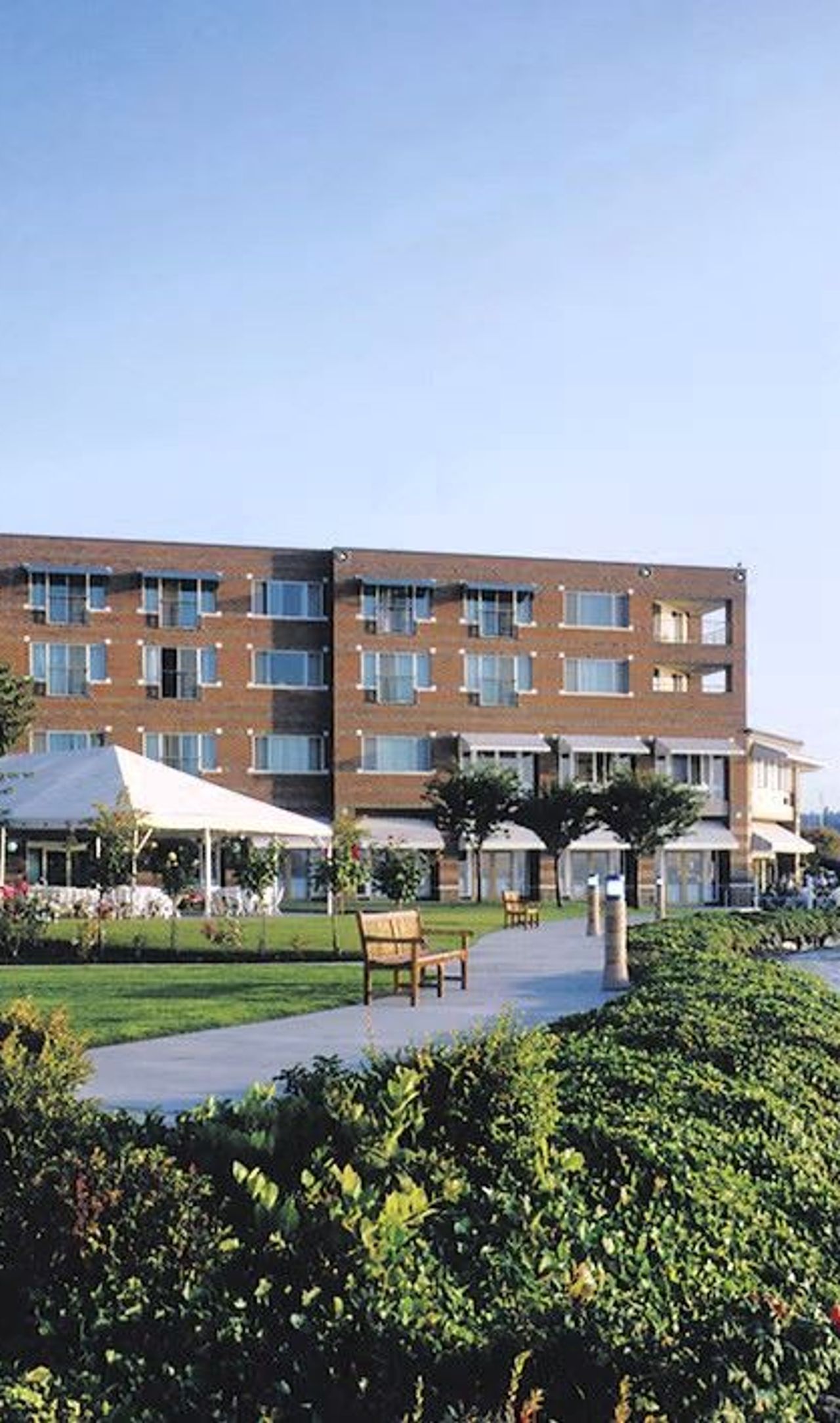 The Woodmark Hotel and Still Spa