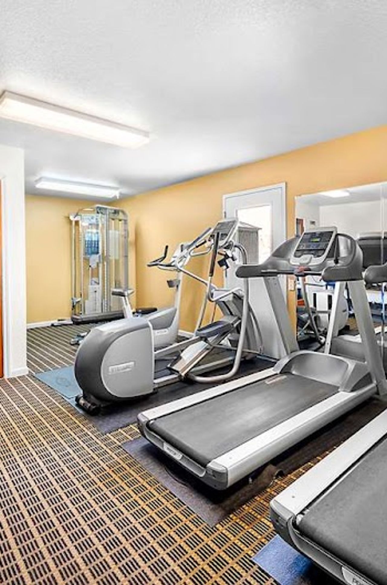 Photo of SureStay Plus by Best Western San Jose Central City