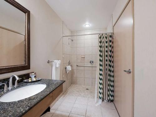 Photo of Best Western Plus Kentwood Lodge