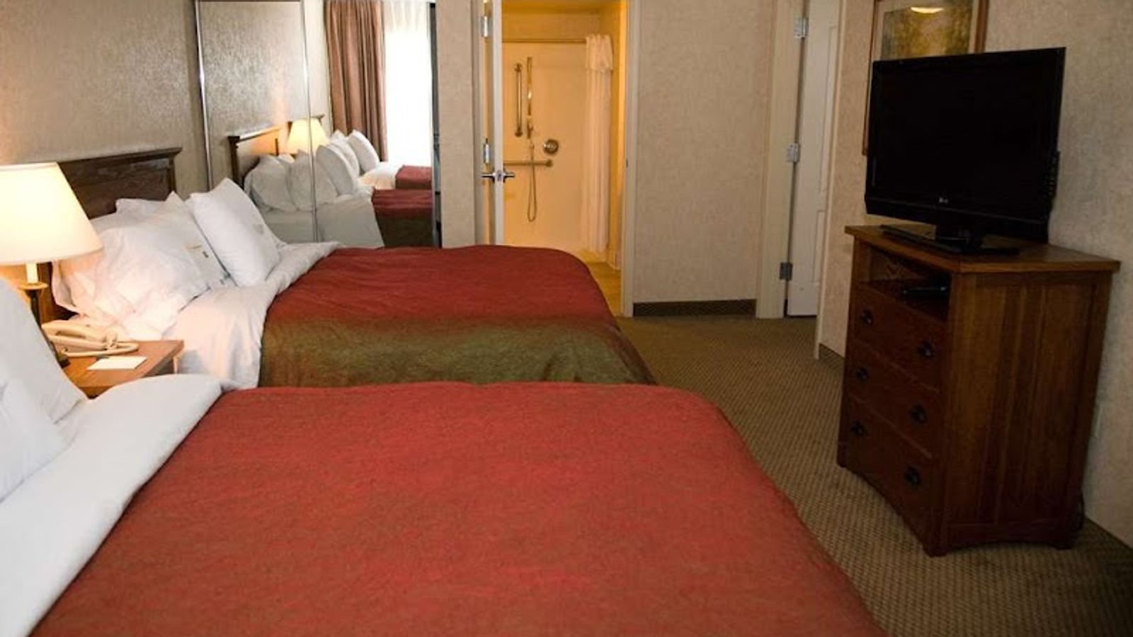 Photo of Homewood Suites by Hilton Bakersfield