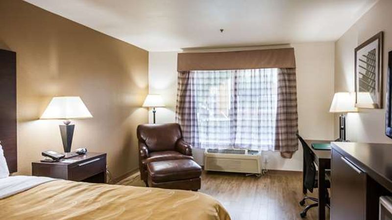 Photo of Quality Inn near Six Flags Discovery Kingdom-Napa Valley