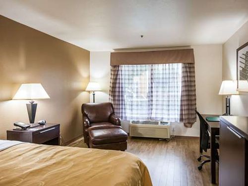 Photo of Quality Inn near Six Flags Discovery Kingdom-Napa Valley