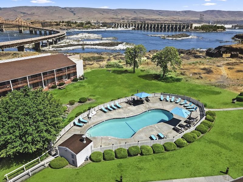 Columbia River Hotel, Ascend Collection