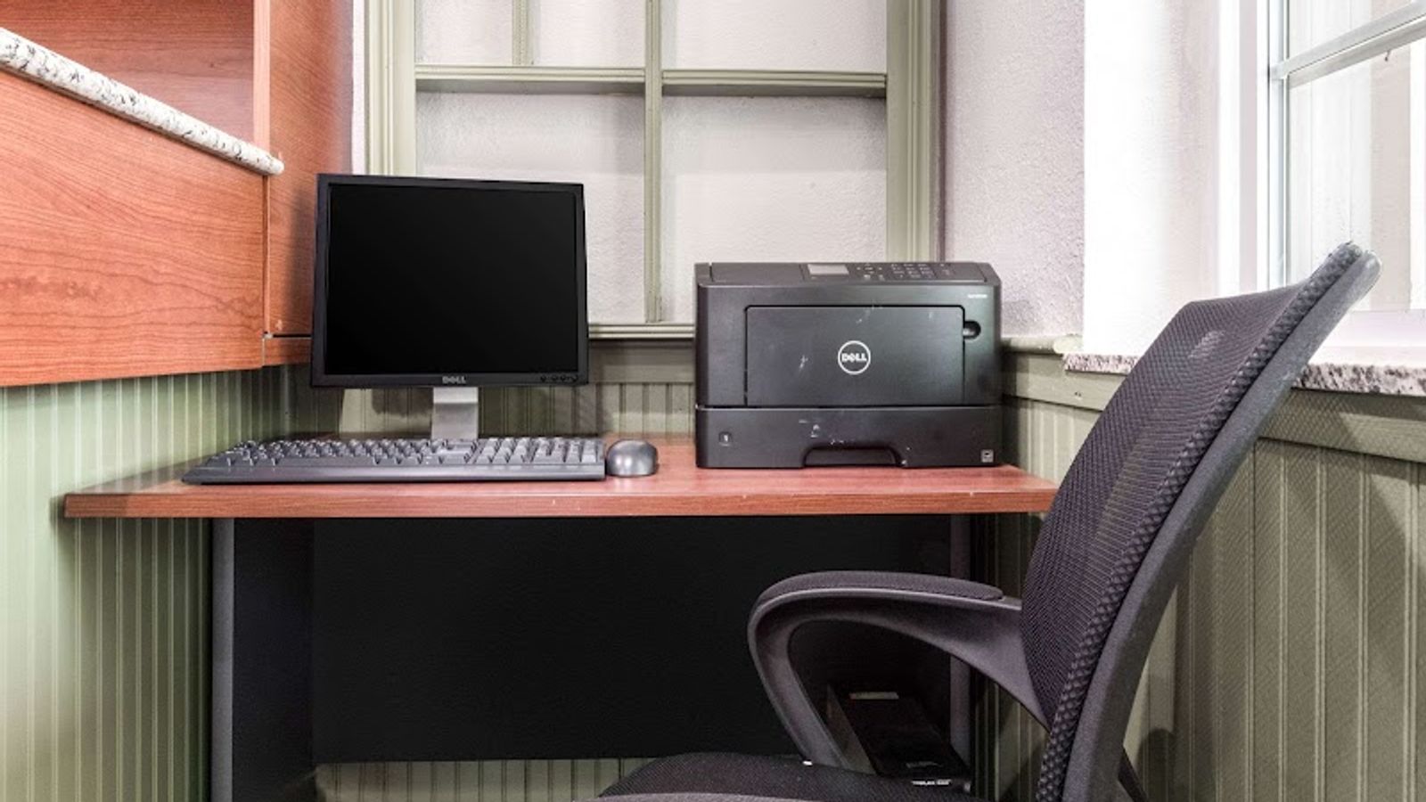 Photo of Quality Inn & Suites Bainbridge Island