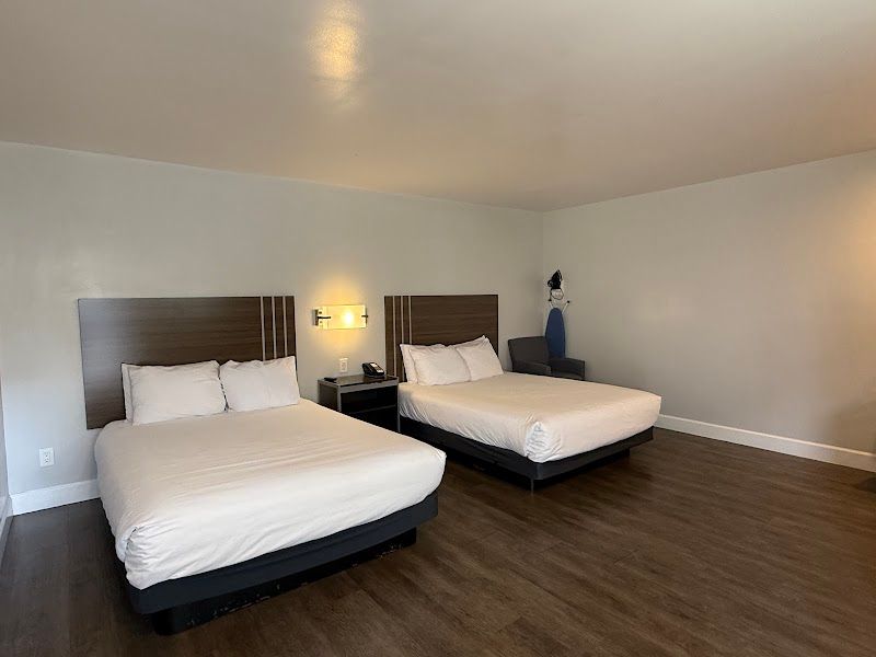 Photo of Stargazer Inn and Suites - Room, 2 Queen Beds