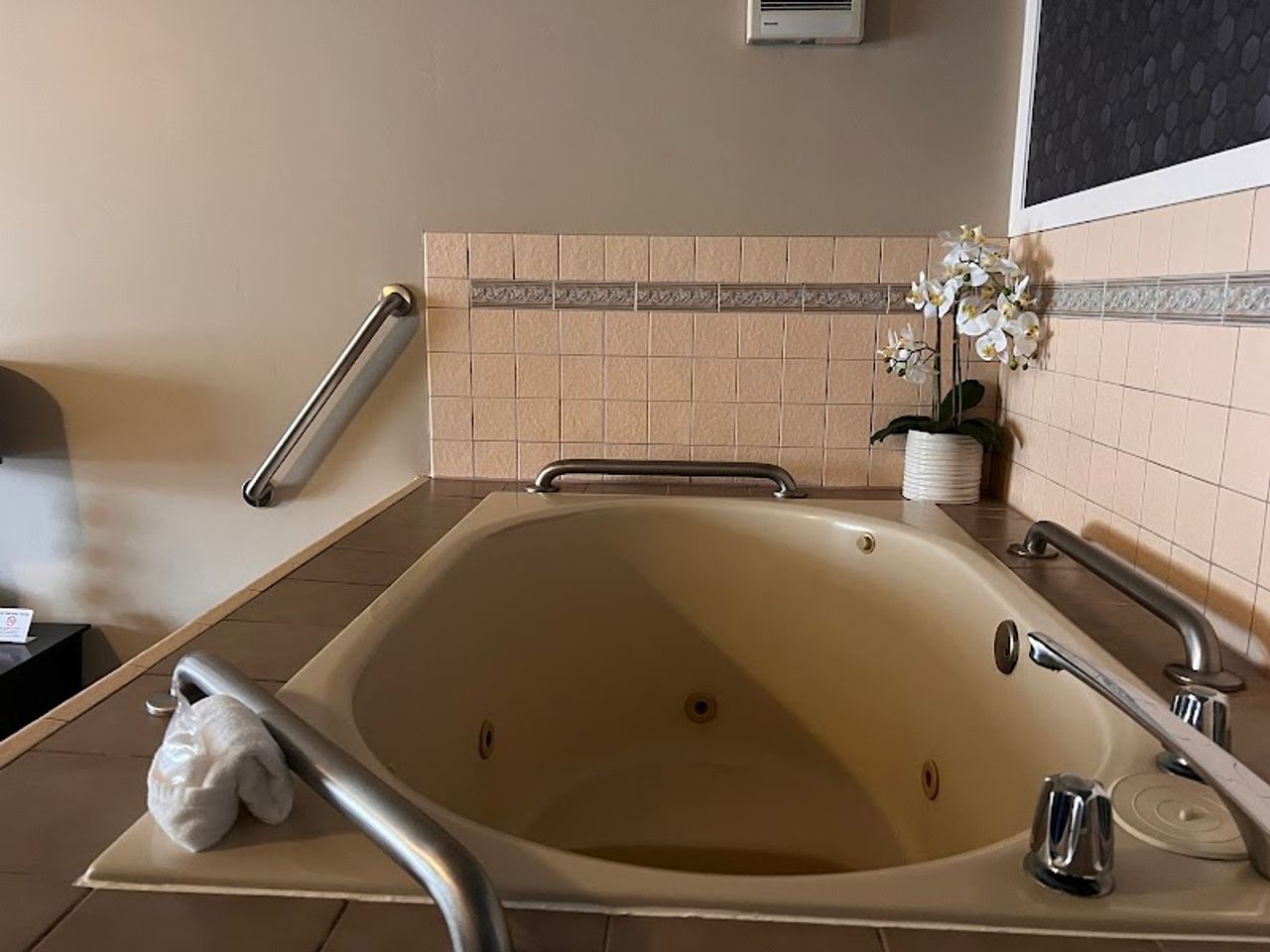 Photo of Golden Haven Spa LLC