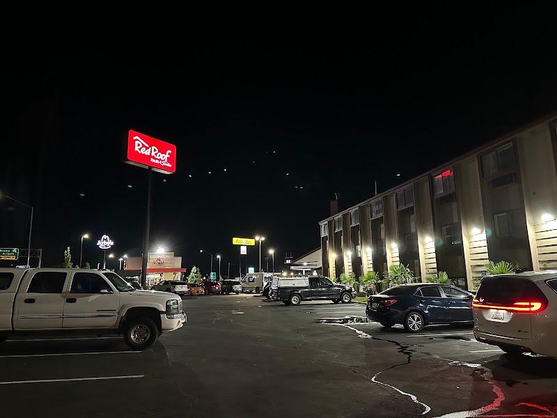 Photo of Ramada by Wyndham Medford Airport North