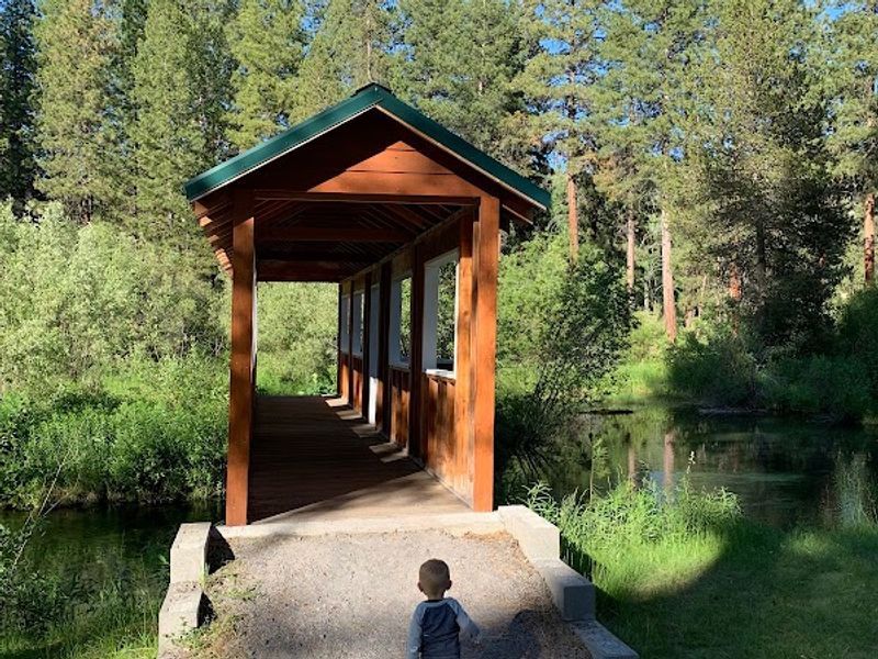 Photo of Crater Lake Resort
