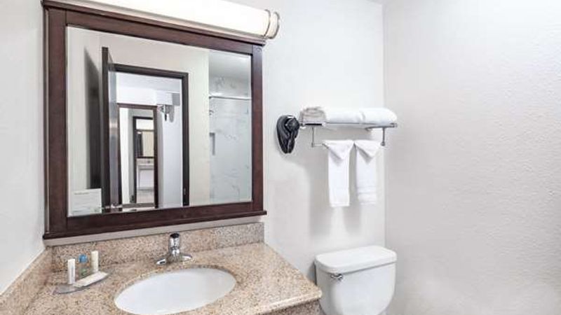 Photo of Travelodge by Wyndham Newport