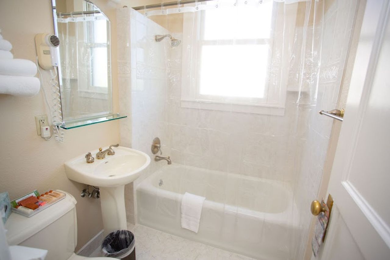 Photo of The Cardinal Hotel