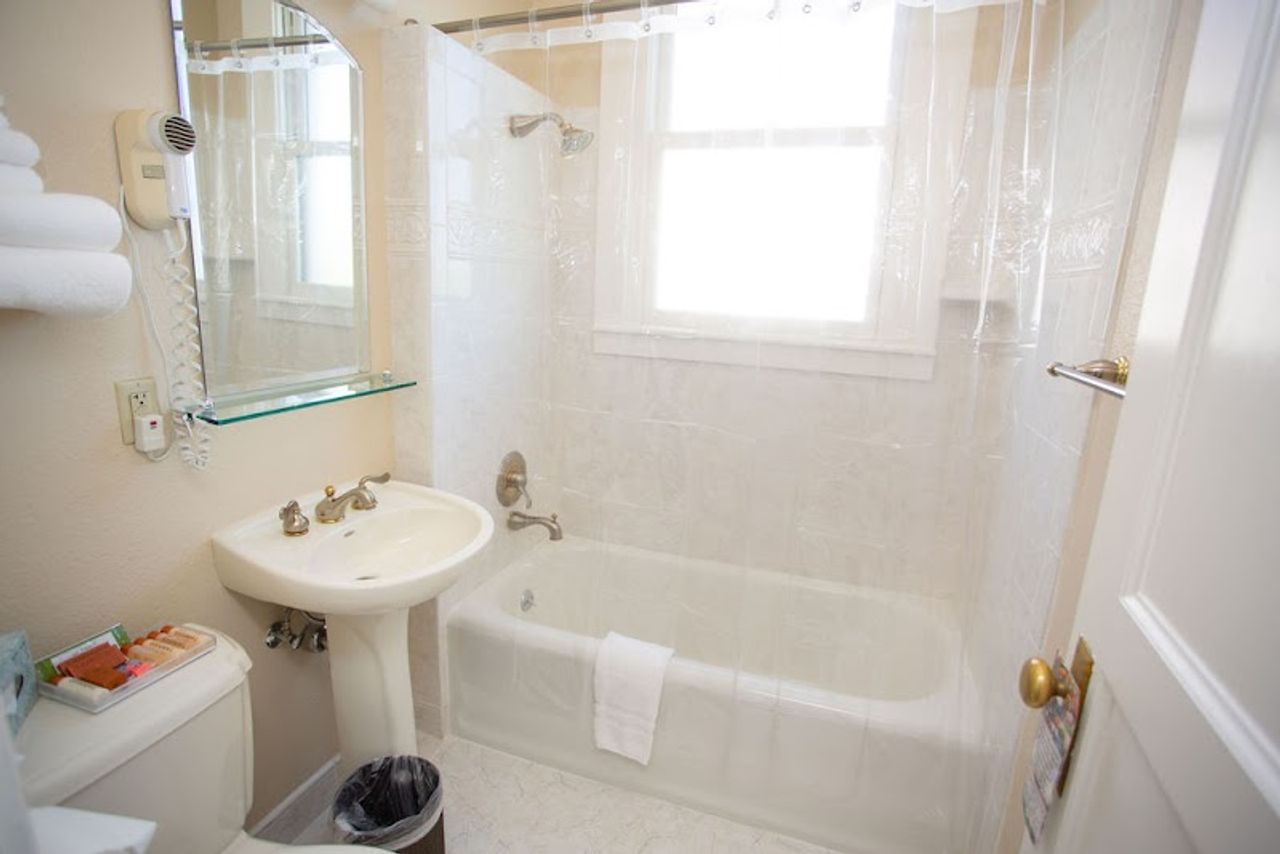 Photo of The Cardinal Hotel