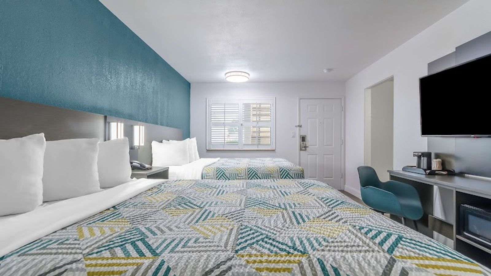 Photo of Studio 6 Suites Madera, CA - Yosemite