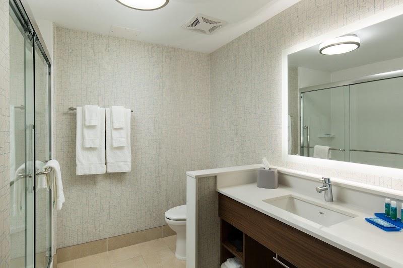 Photo of Holiday Inn Express Visalia - Sequoia Gateway Area by IHG
