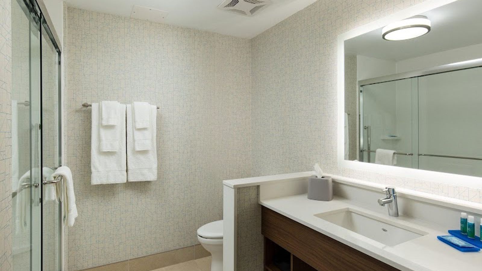 Photo of Holiday Inn Express Visalia - Sequoia Gateway Area by IHG