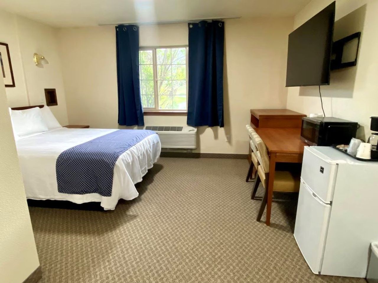 RED ROCK LODGE - Room, Single Bed