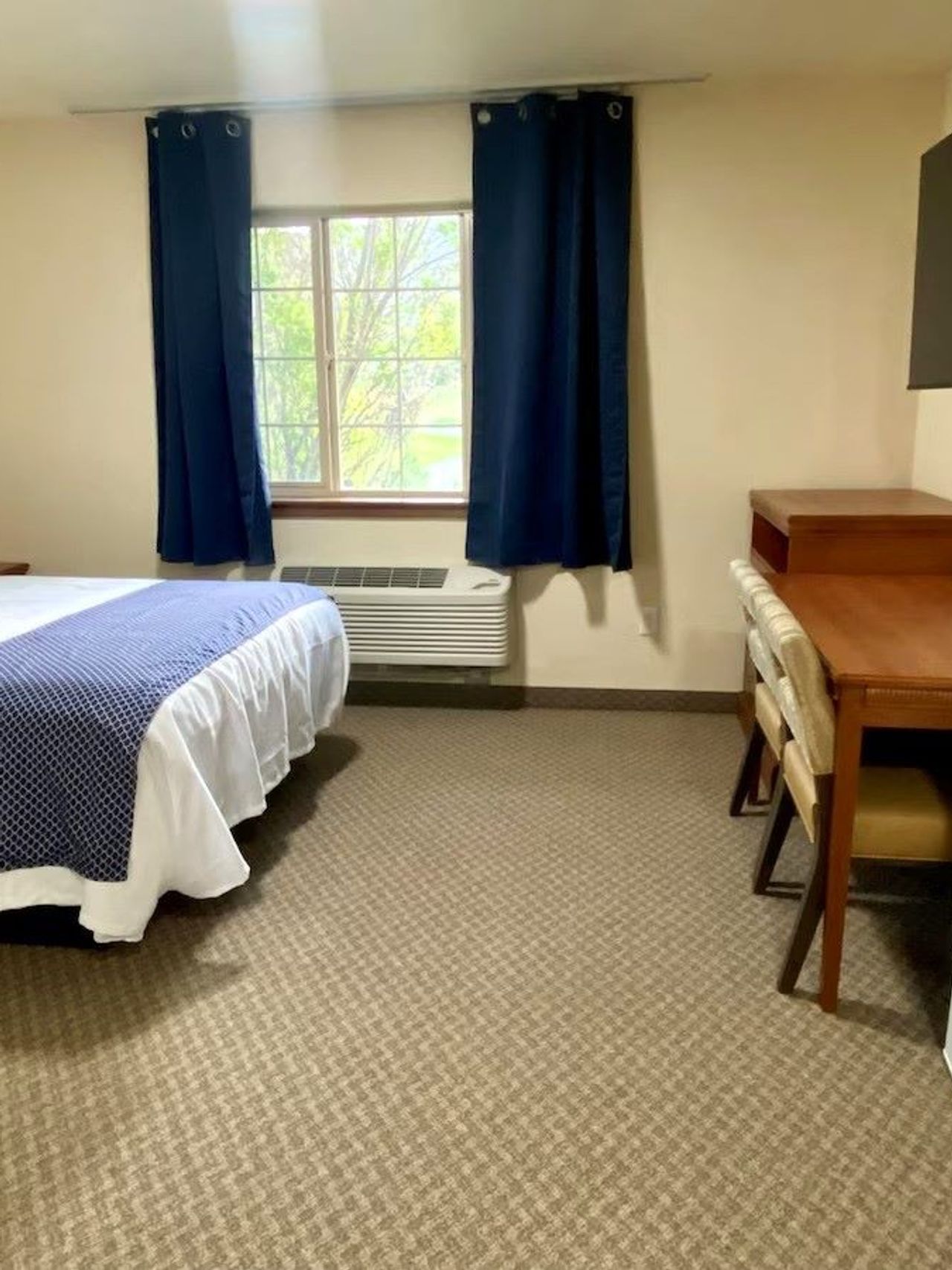 RED ROCK LODGE - Room, Single Bed