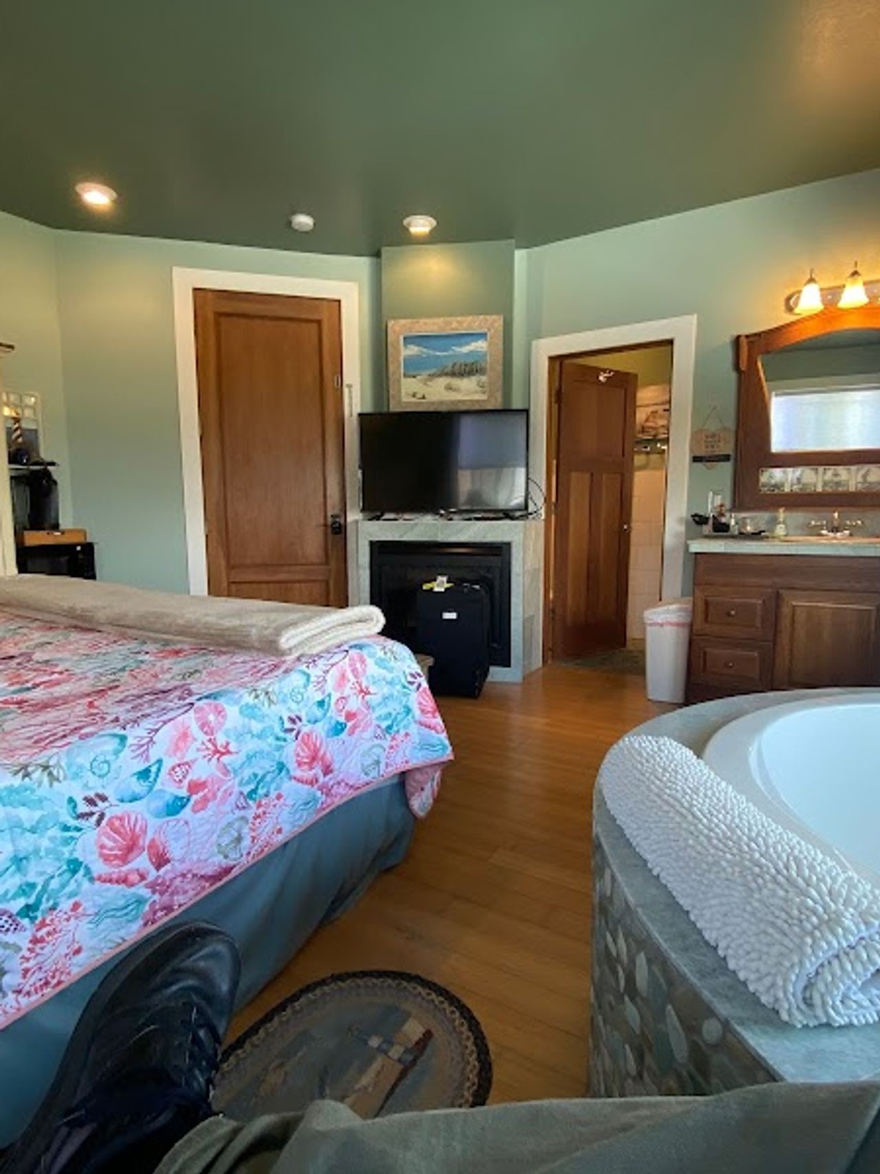 Photo of Collins Inn & Seaside Cottages
