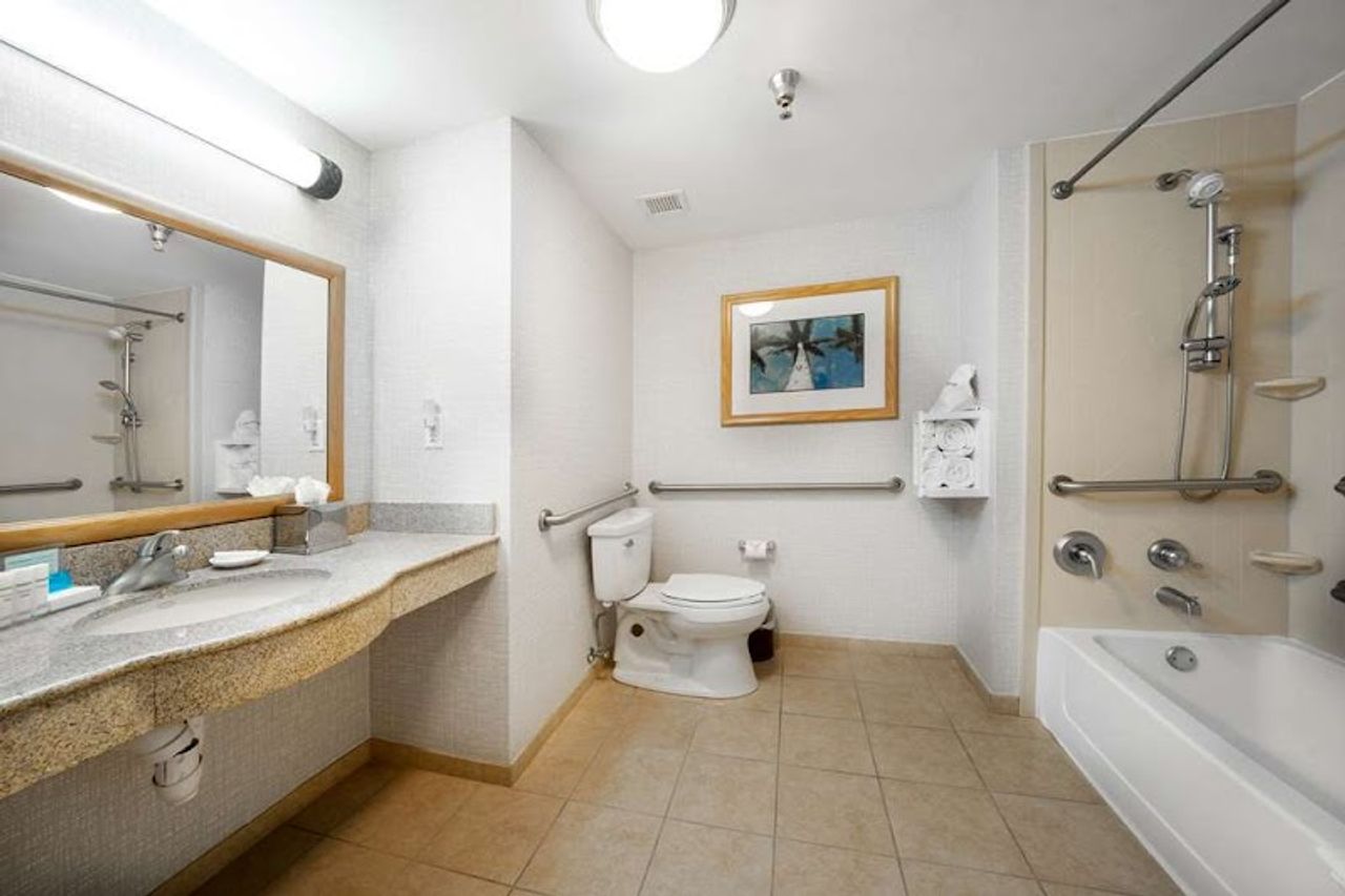 Photo of Hampton Inn & Suites Madera