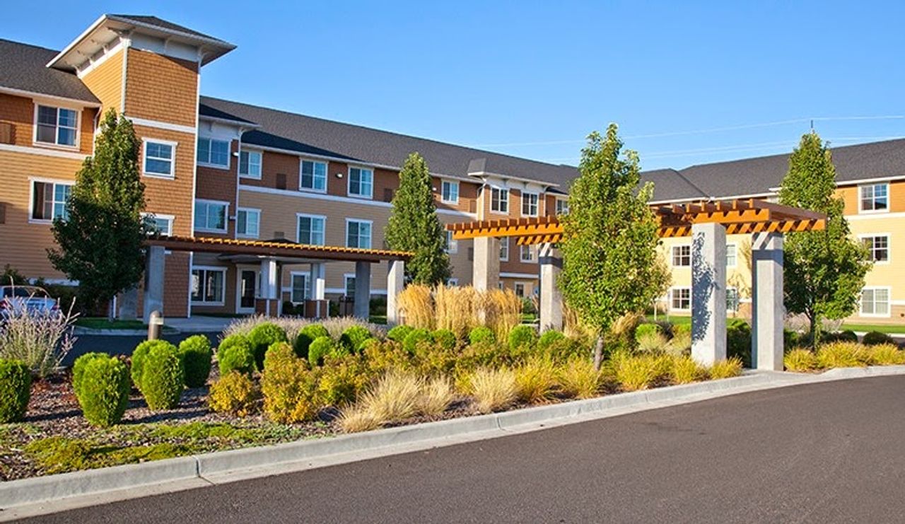 Photo of Ledgestone Hotel Yakima