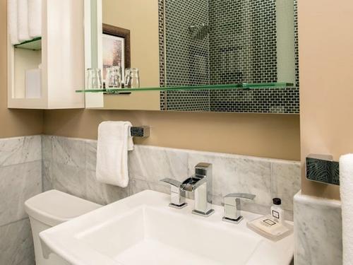 Photo of Mark Spencer Hotel Portland