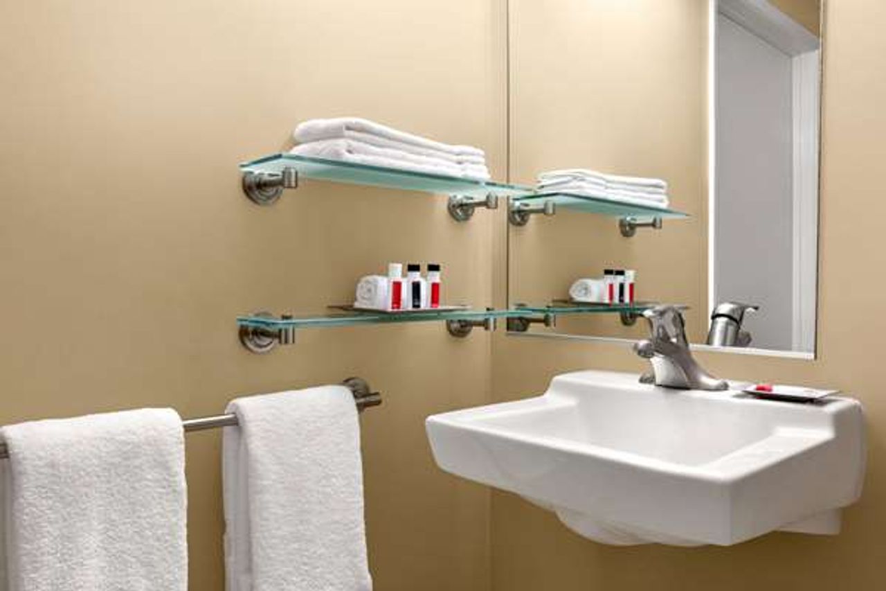 Photo of Travelodge by Wyndham Presidio San Francisco