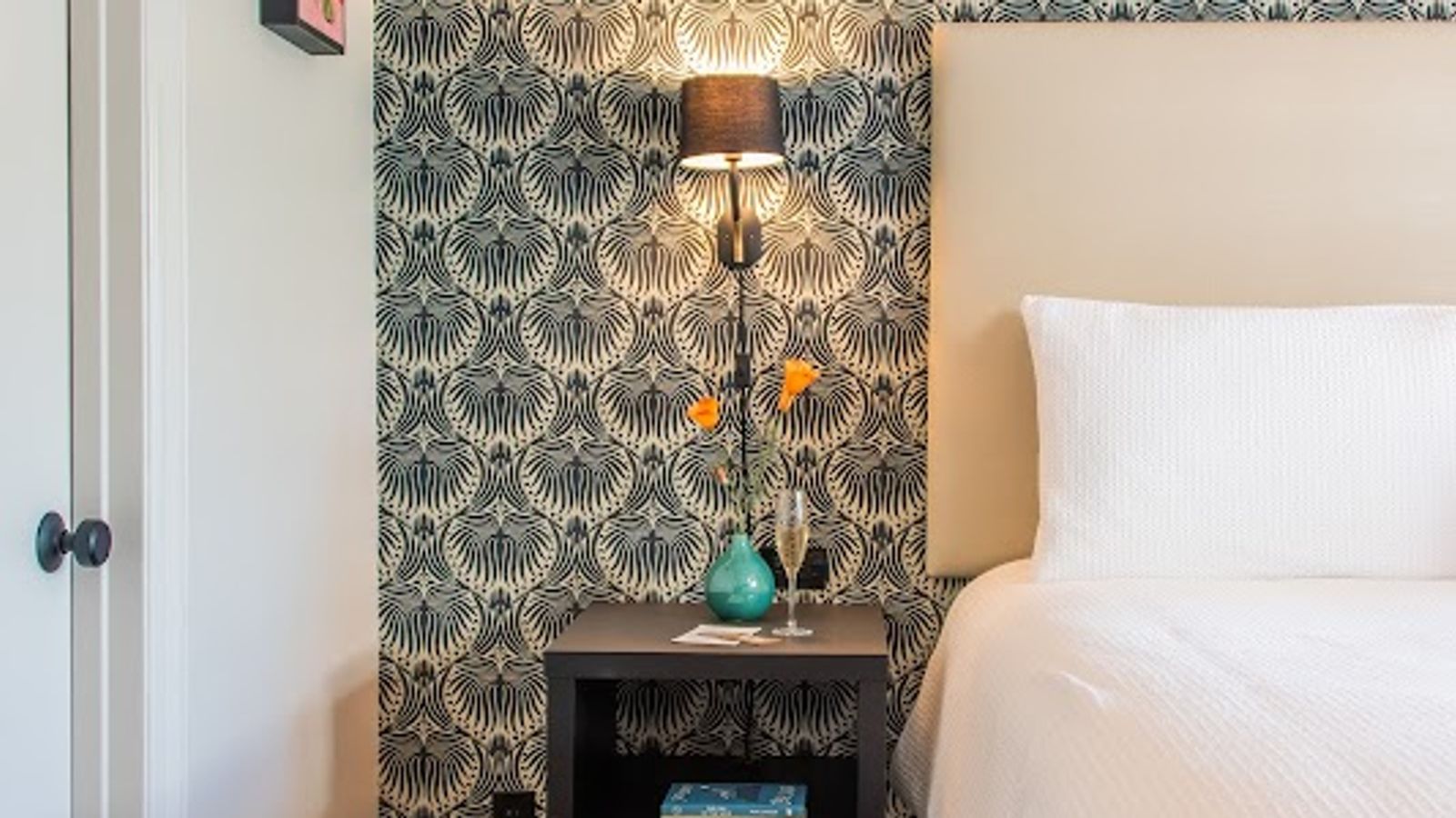 Photo of El Dorado Hotel