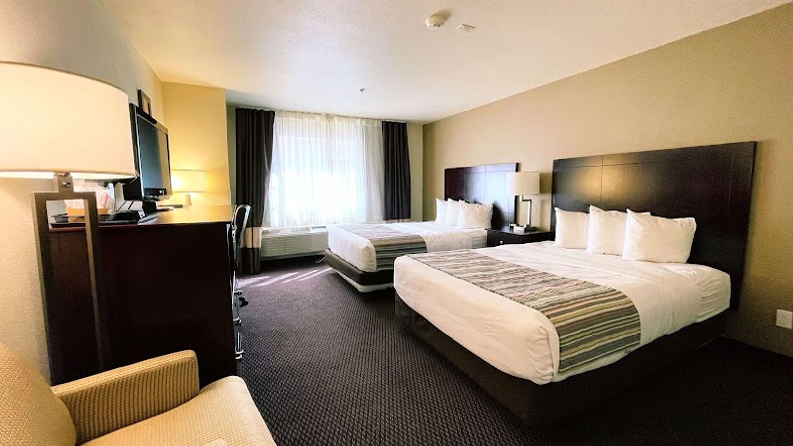 Photo of Country Inn & Suites by Radisson, Bend, OR