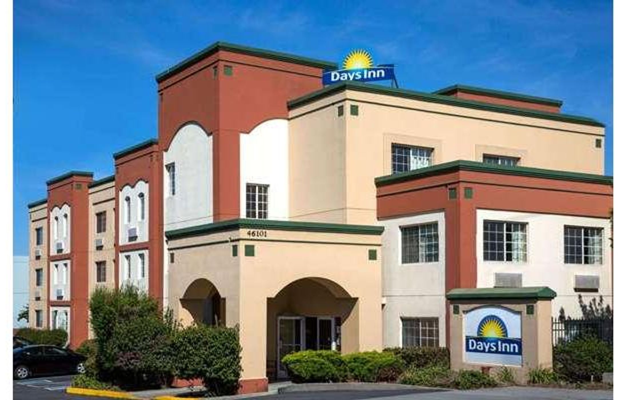 Days Inn by Wyndham Fremont