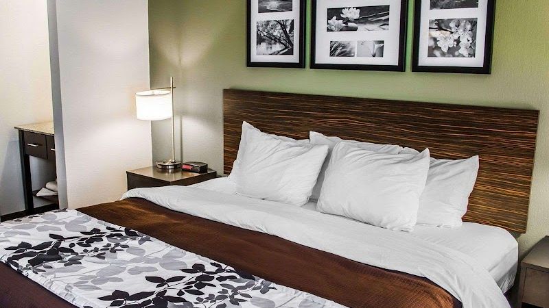 Photo of Sleep Inn & Suites Roseburg North Near Medical Center