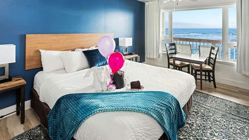 Photo of Clarion Inn Surfrider Resort