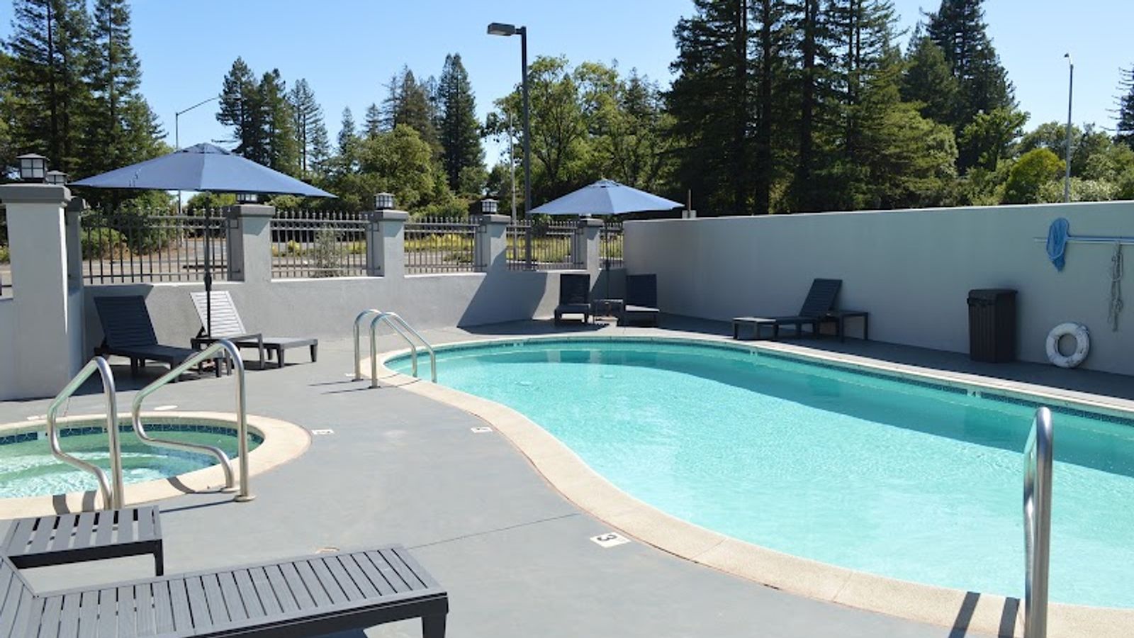 Photo of Fairview Inn & Suites