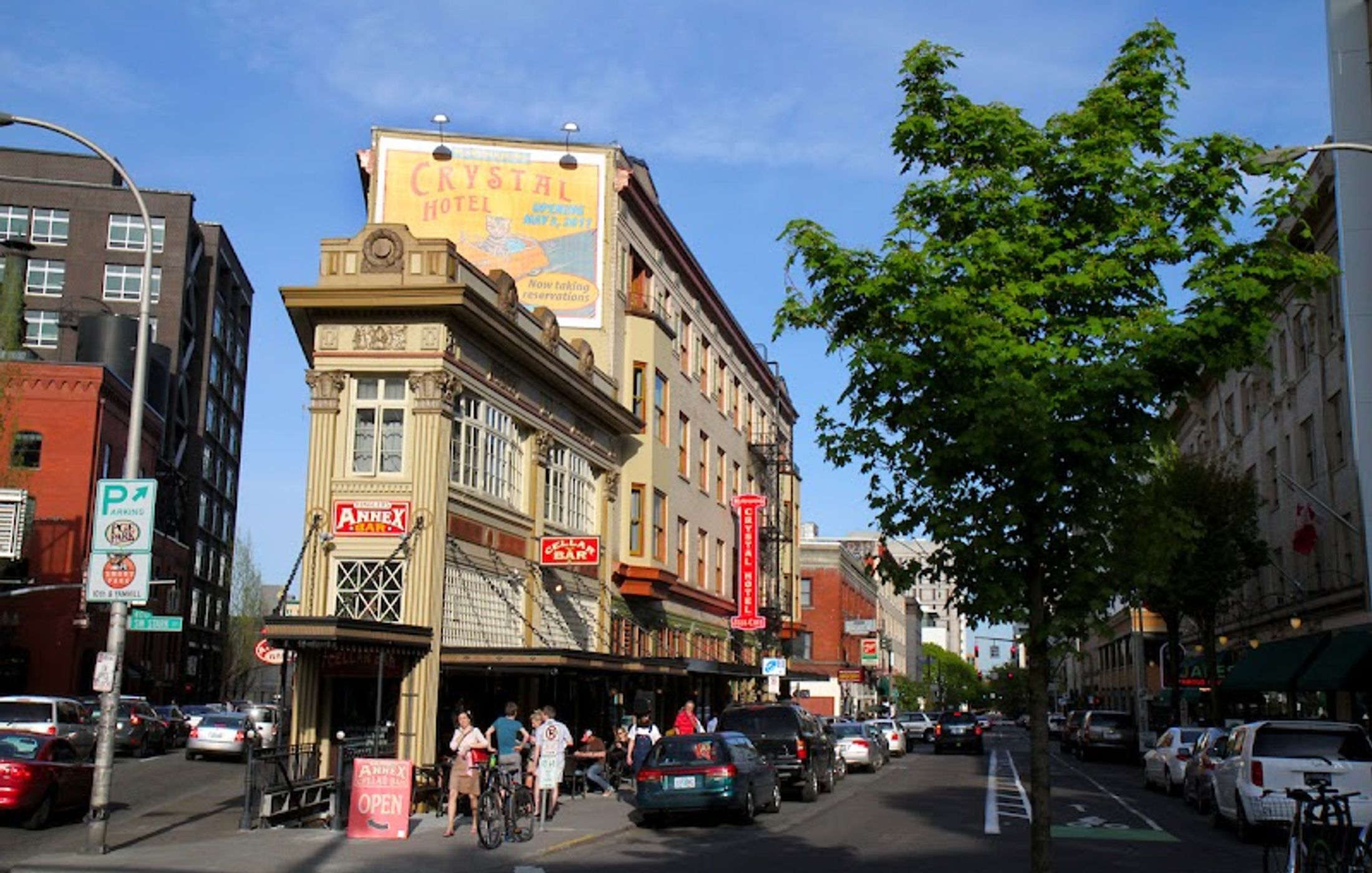 McMenamins Crystal Hotel