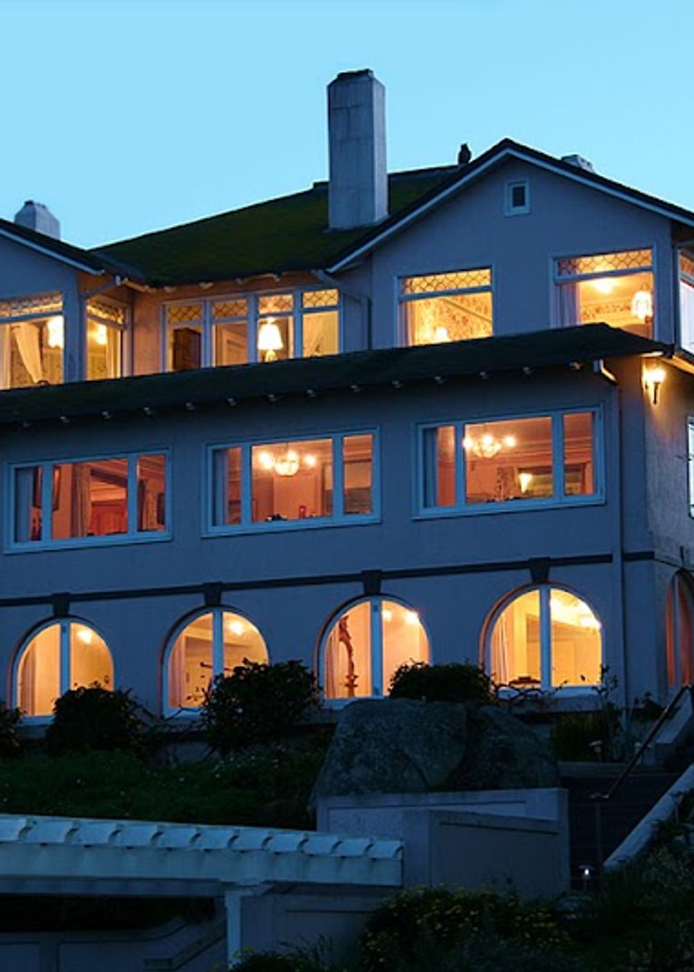Martine Inn
