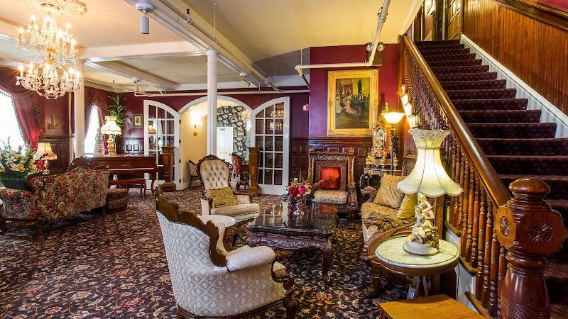 Photo of Queen Anne Hotel