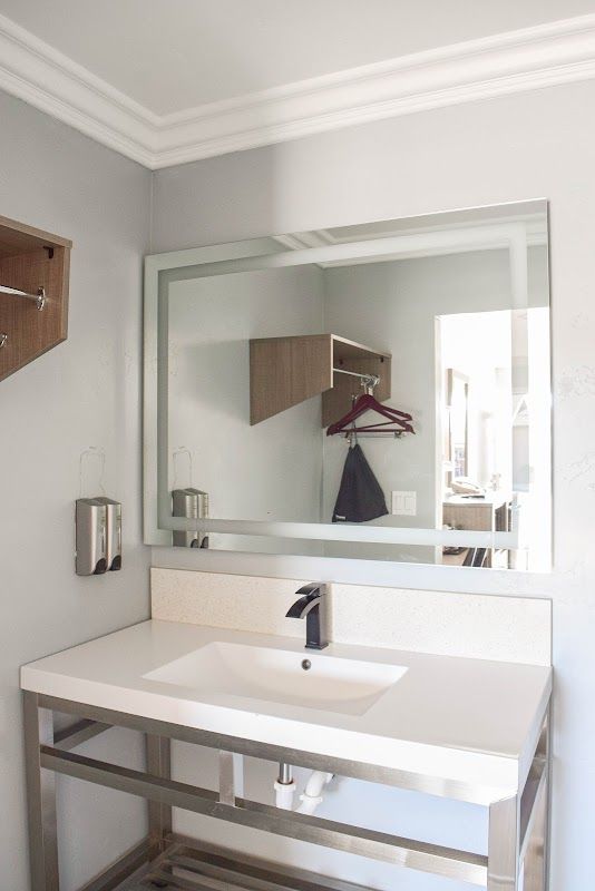 Photo of Lone Oak Lodge - Bathroom