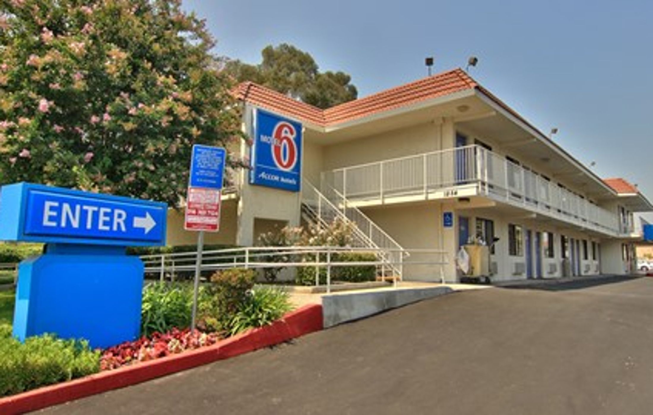Motel 6 West Sacramento, CA
