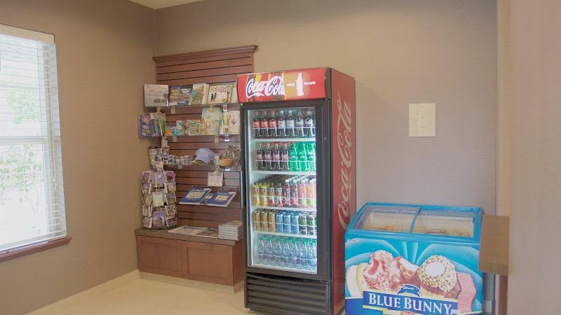 Photo of Holiday Inn Express & Suites Astoria, an IHG Hotel